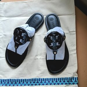 Tory Burch Size 7 Black Sandal